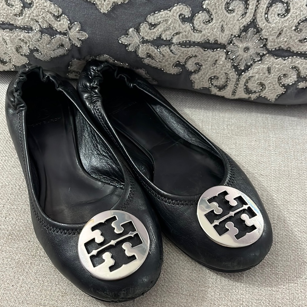 Tory Burch Size 10 Black Leather Ballet Flats Silver Hardware